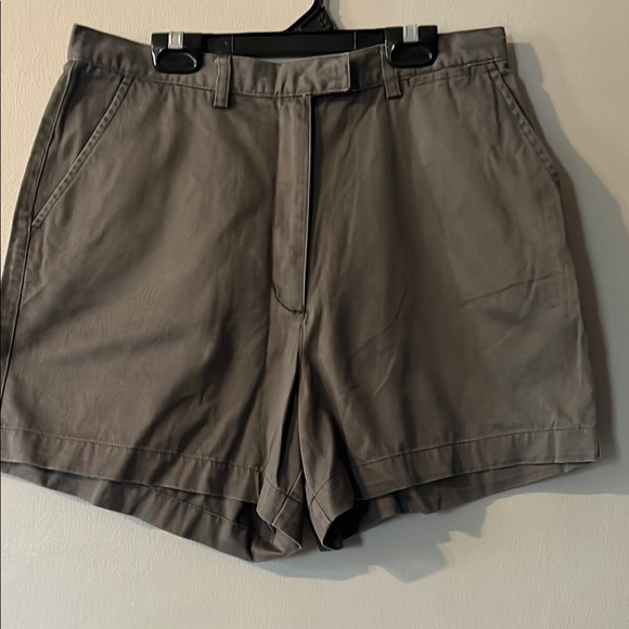 Dress Barn Gray Flat Front Shorts - Picture 1 of 4